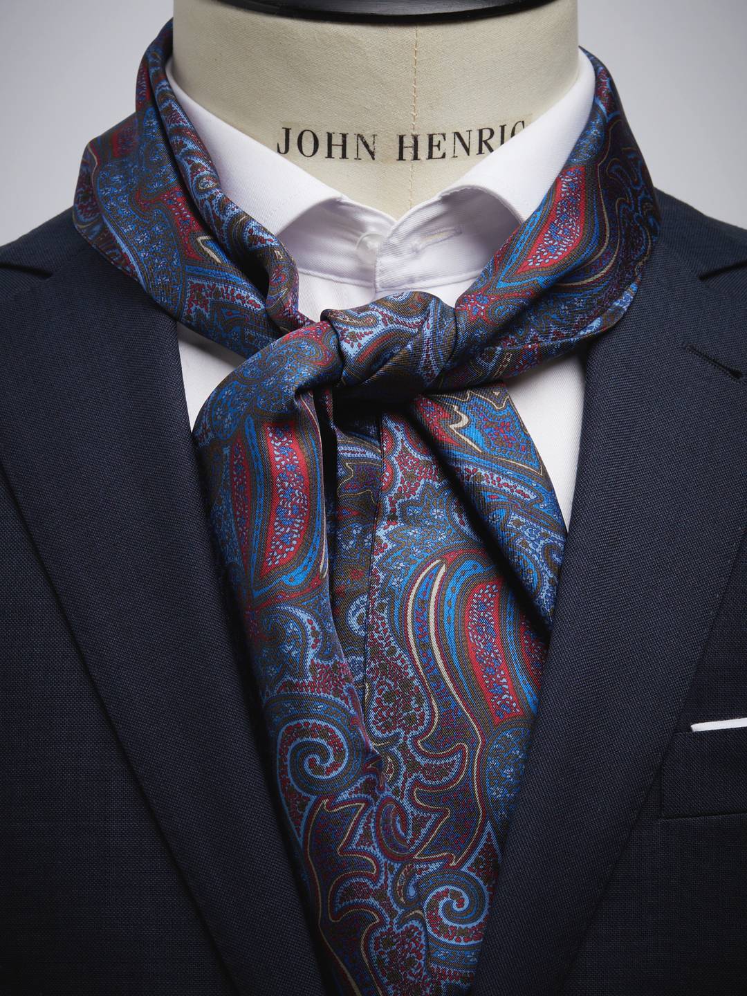 Silk Scarf Paisley - Buy online | John Henric Silk Scarf Paisley - Buy online | John Henric