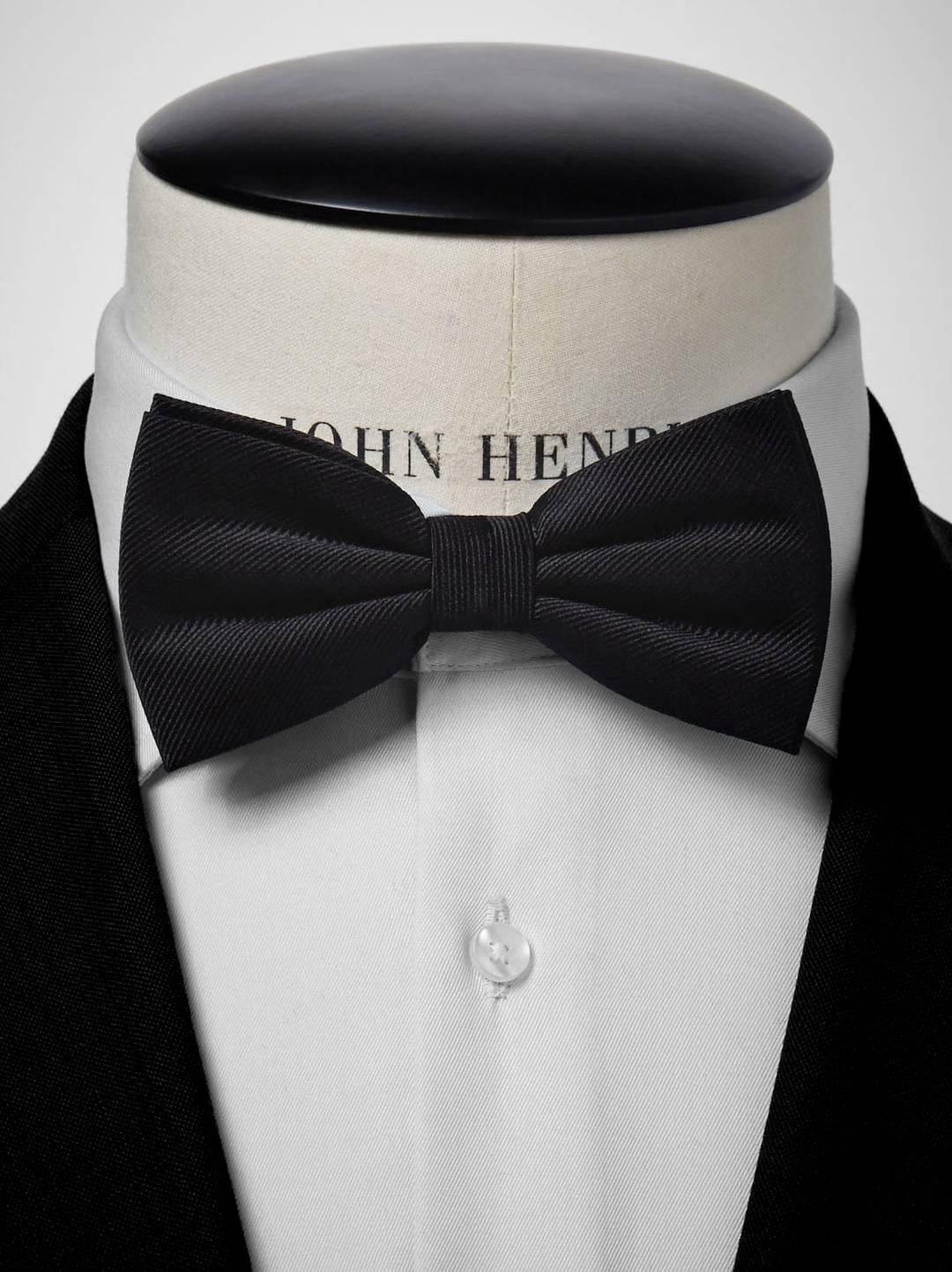 Nœud Papillon Uni 100% Lin Pré-Noué TigerTie Avec Boîte De Rangement