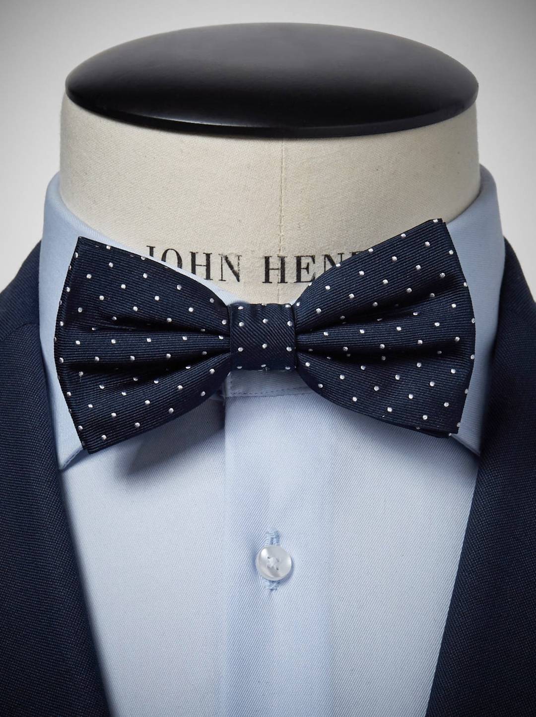 John Henric - Dark Blue Bow Tie - Pre-tied John Henric - Dark Blue Bow Tie - Pre-tied