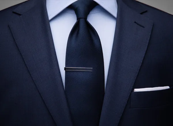 How To Wear A Tie Clip: The Correct Tie Bar Placement, Position, & Size 