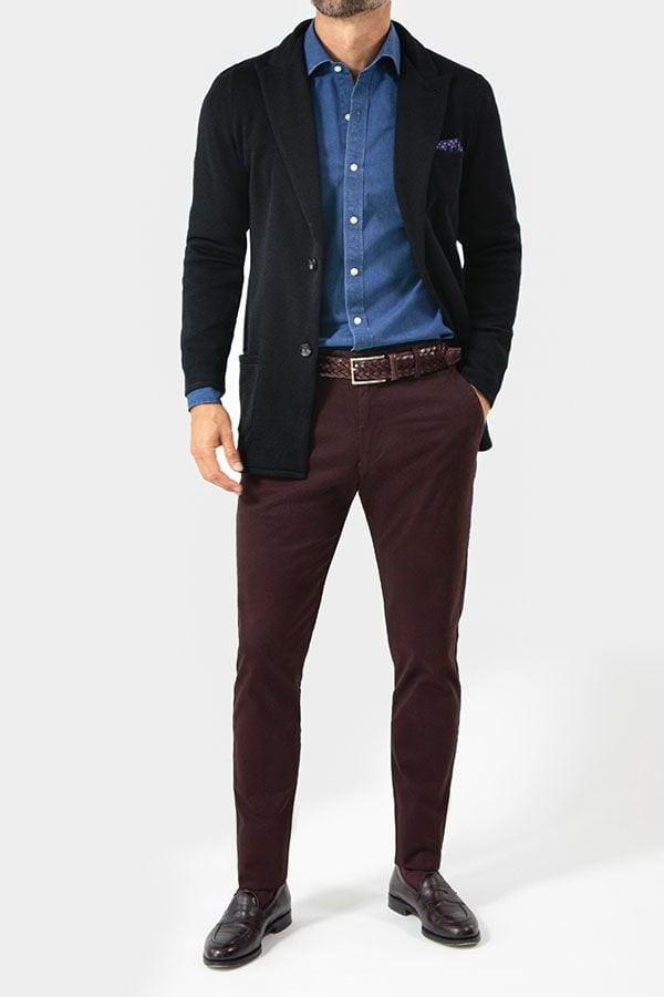 Blue chinos black store shirt