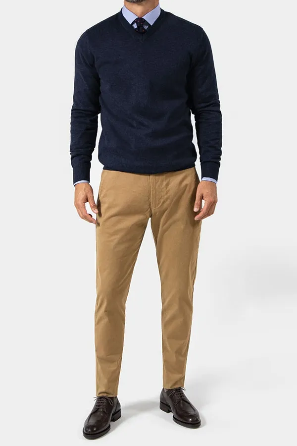 What To Wear With Chinos: A Style Guide With Outfit Examples