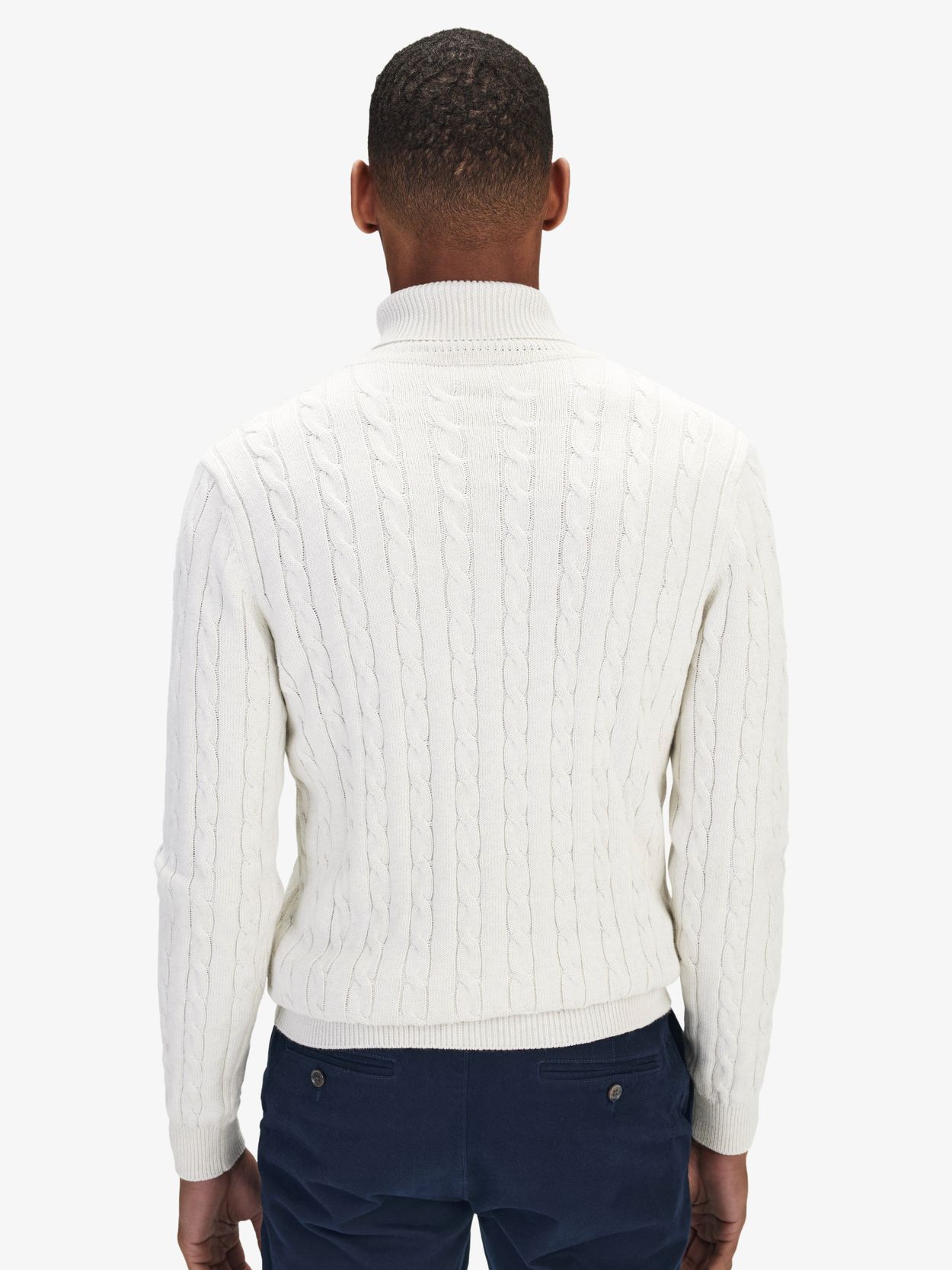 White Turtleneck – Conquer Menswear