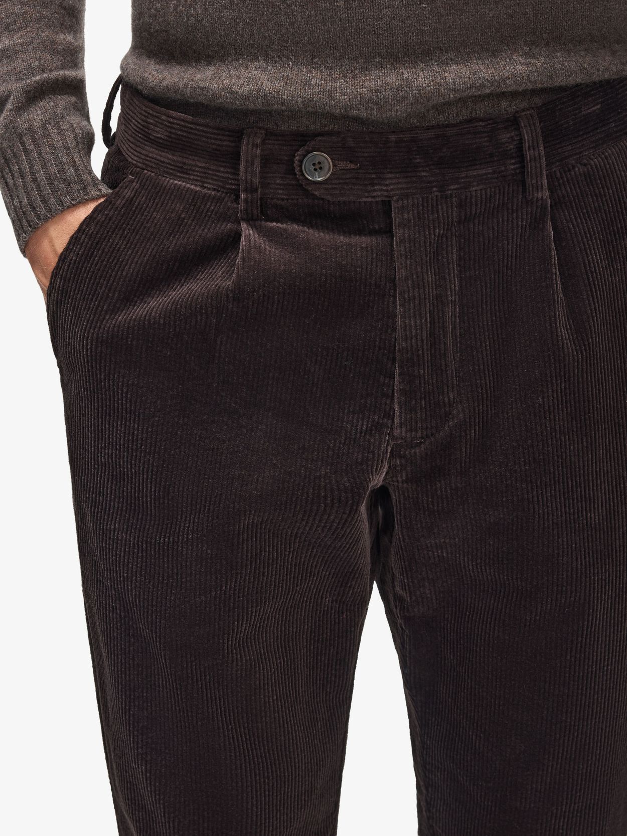 【PORTERNA】Ohen Corduroy Trousers Corduroy Trousers - Buy online | John Henric