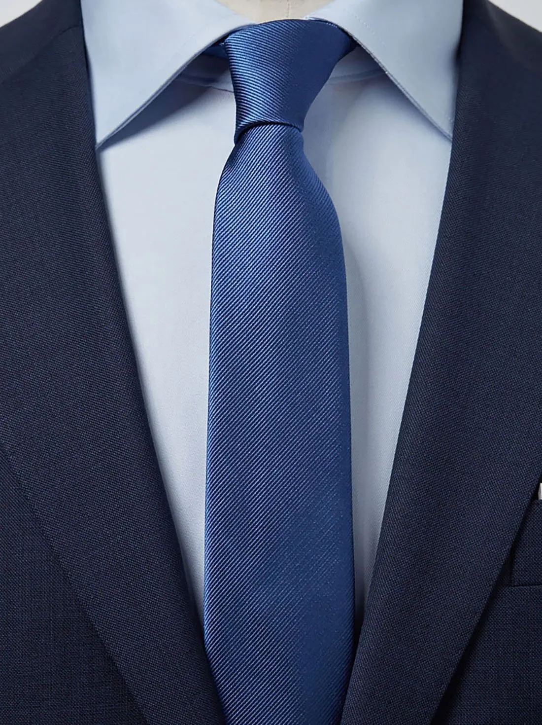 Skinny tie with on sale suit