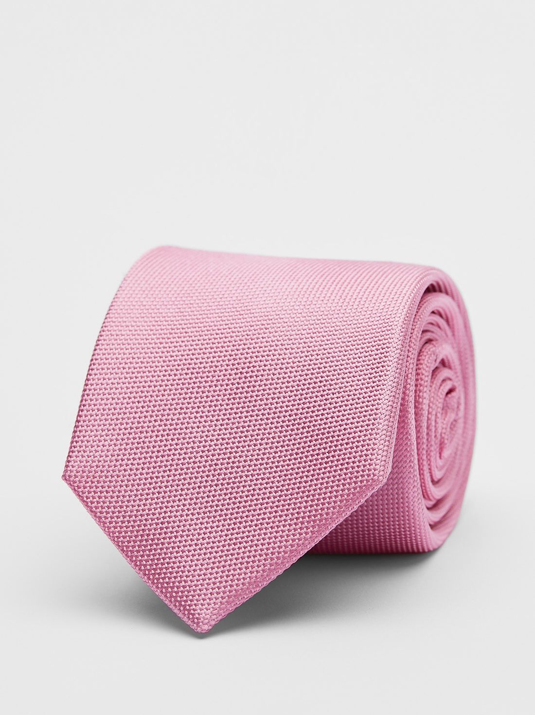 Pink Tie Structure