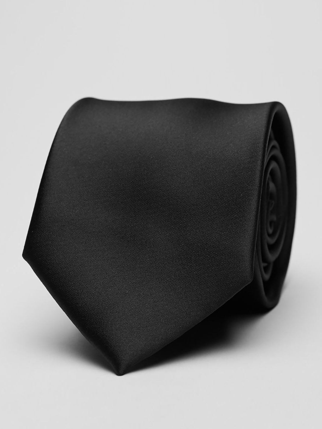 Svart Slips Begravning