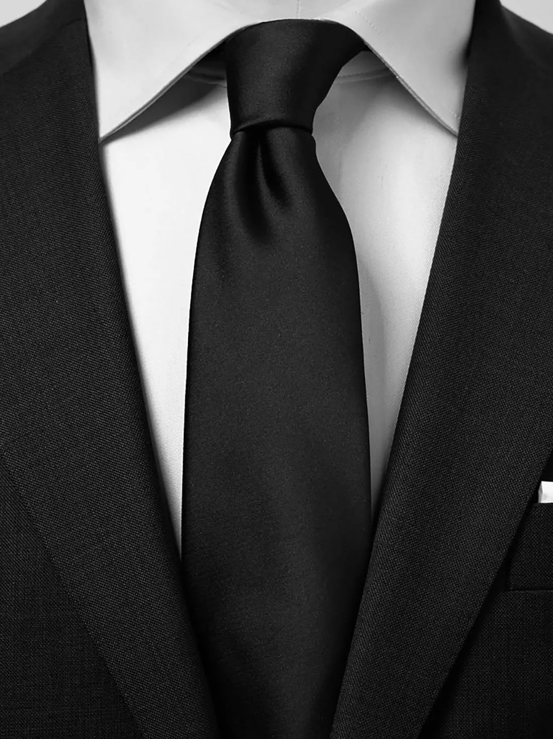 Black Tie Plain