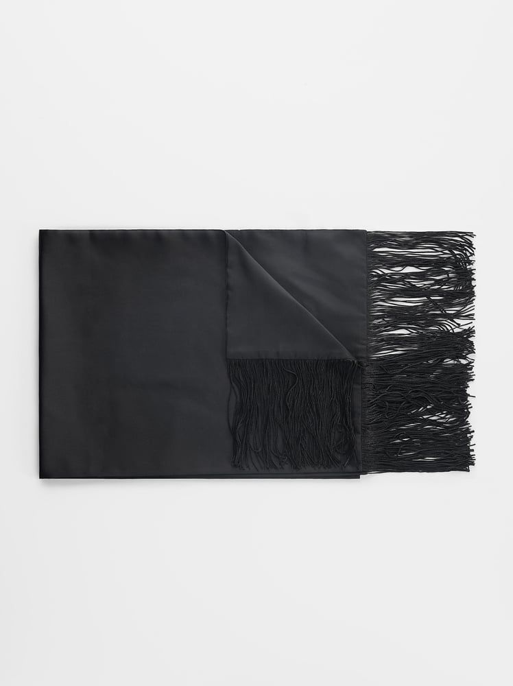 Black Scarf