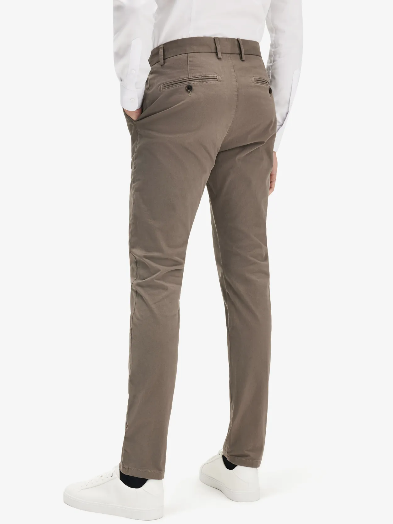 light-brown-chinos-soho