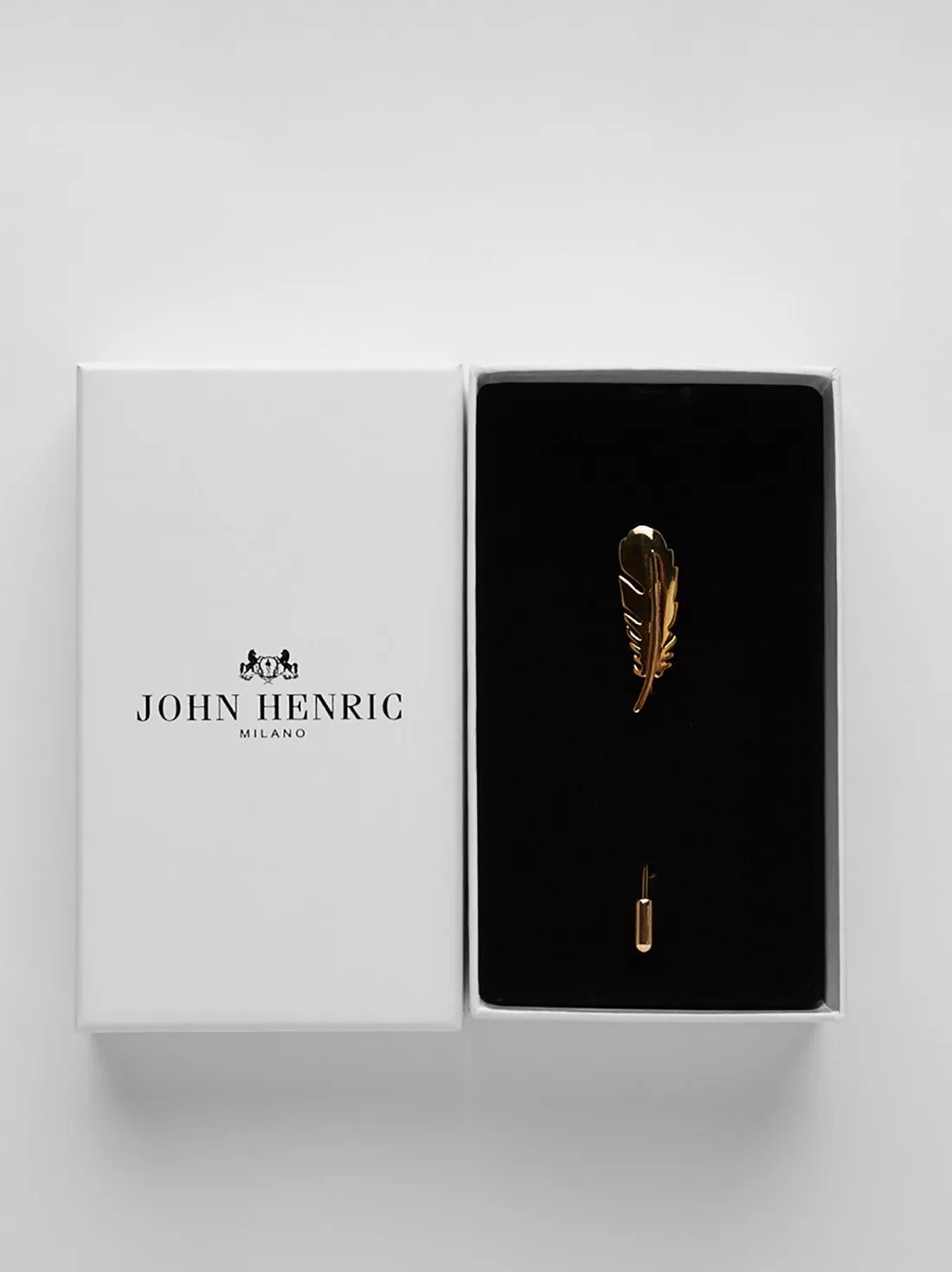 Gold Lapel Pin Feather