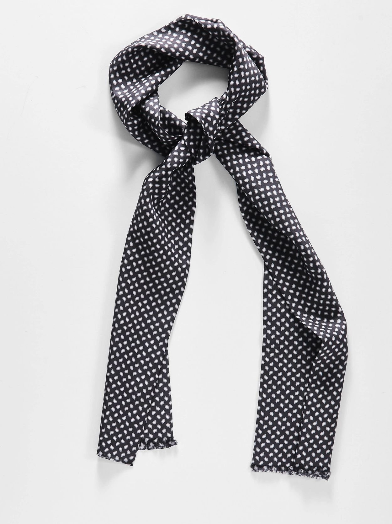 【SURGERY】 paisley ice clover scarf 'black' il_1080xN.4266677510_ex1q.jpg