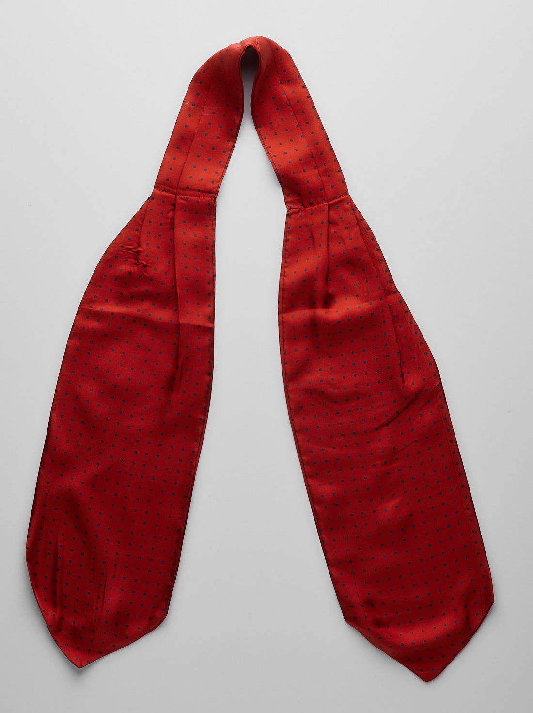 Red Ascot Dotted