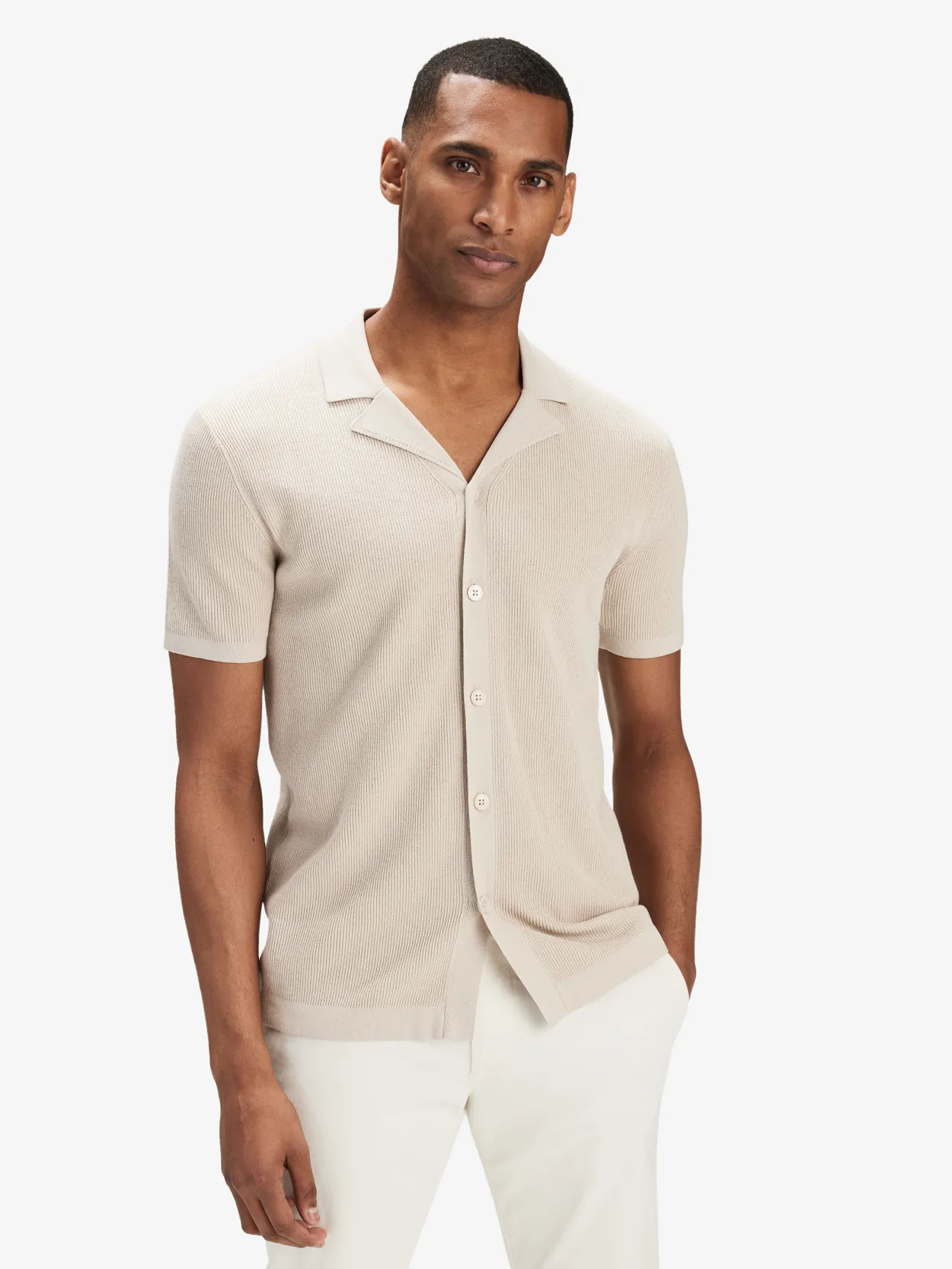 Men s Short Sleeved Sweaters Buy Online John Henric