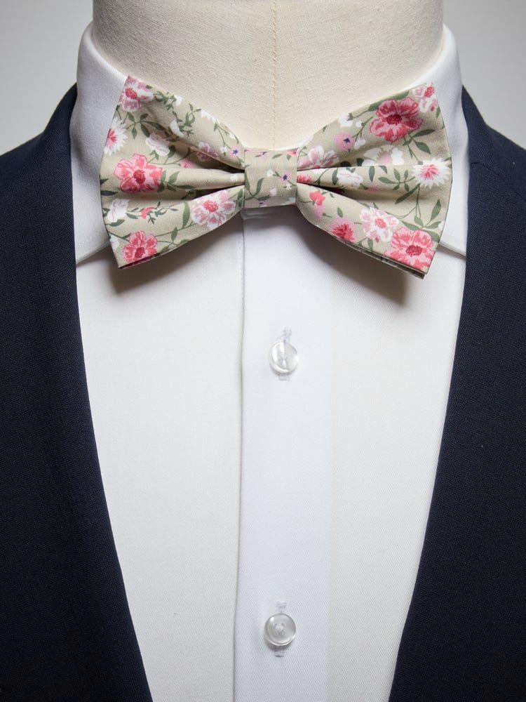 Pink Bow Tie