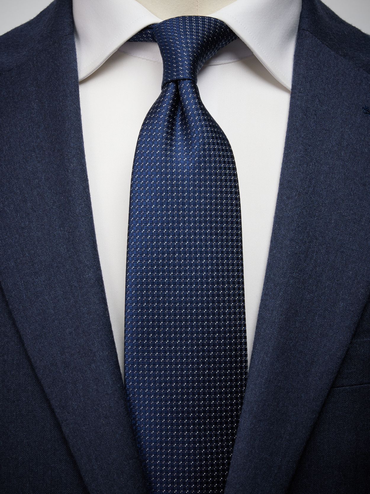 Dark Blue Tie Structure