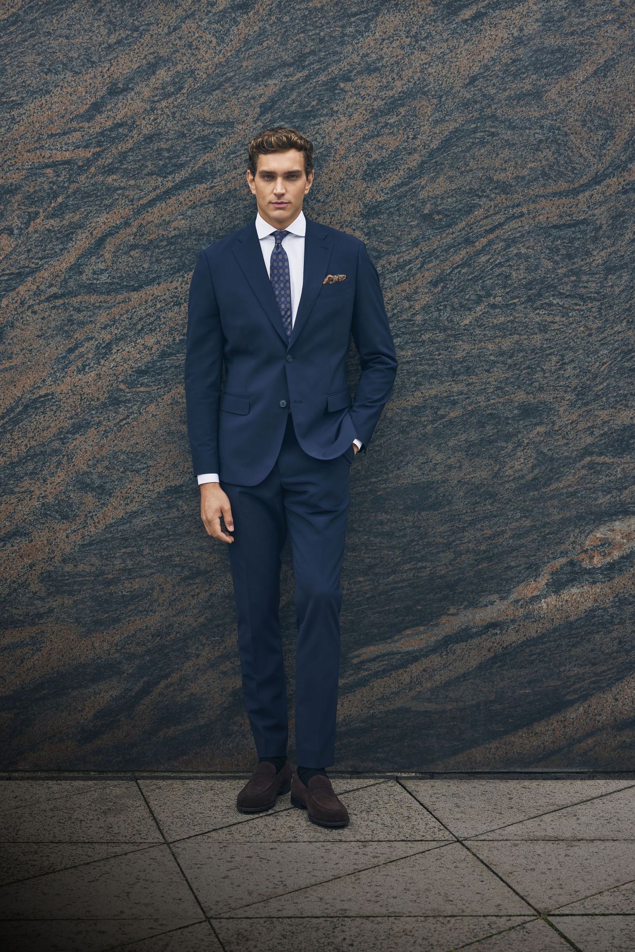 Image number 1 for product Dark Blue Suit Stretch Wool Mix With Shirt