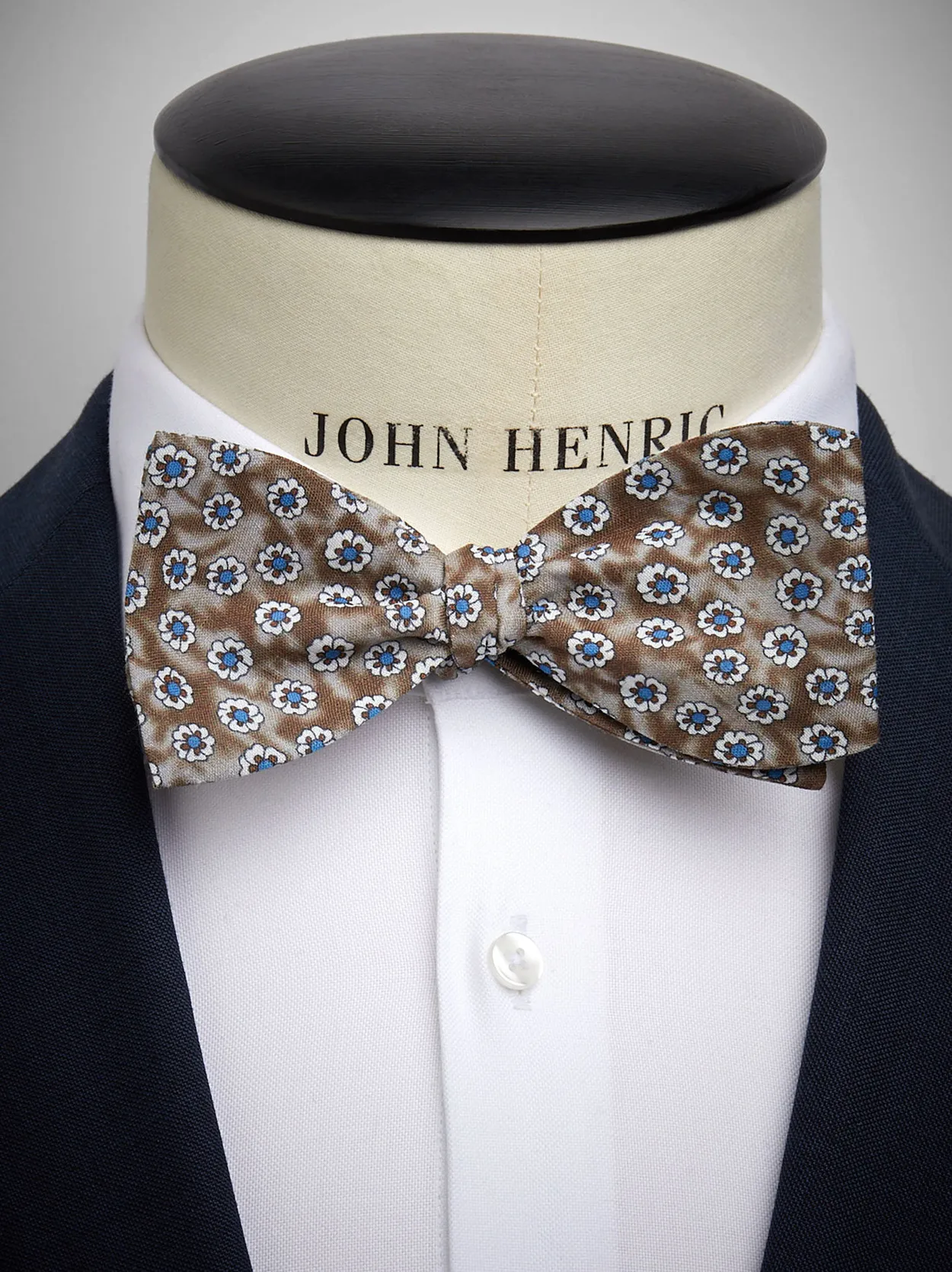 Brown Bow Tie Floral Linen