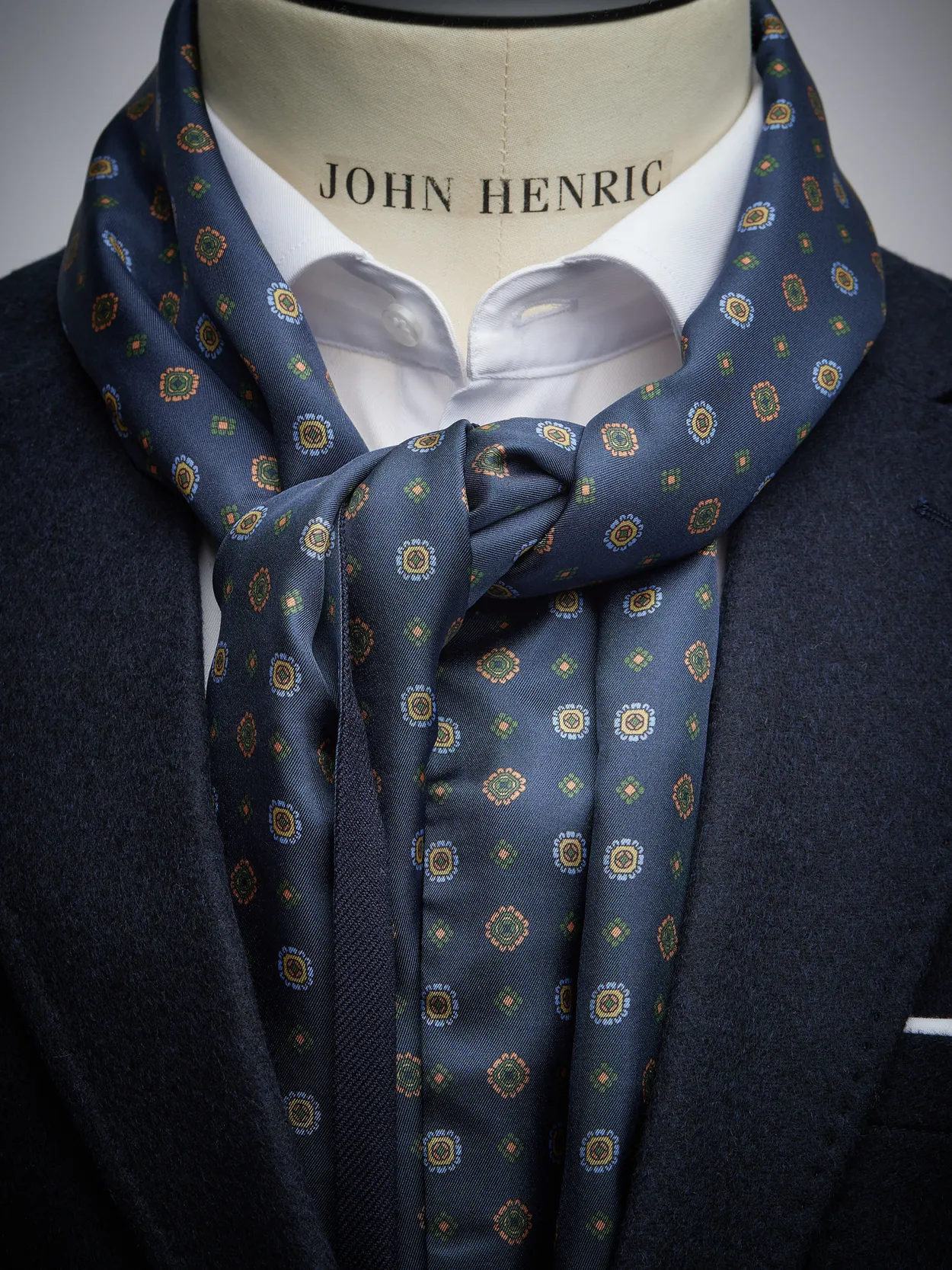 Men's Blue Scarves