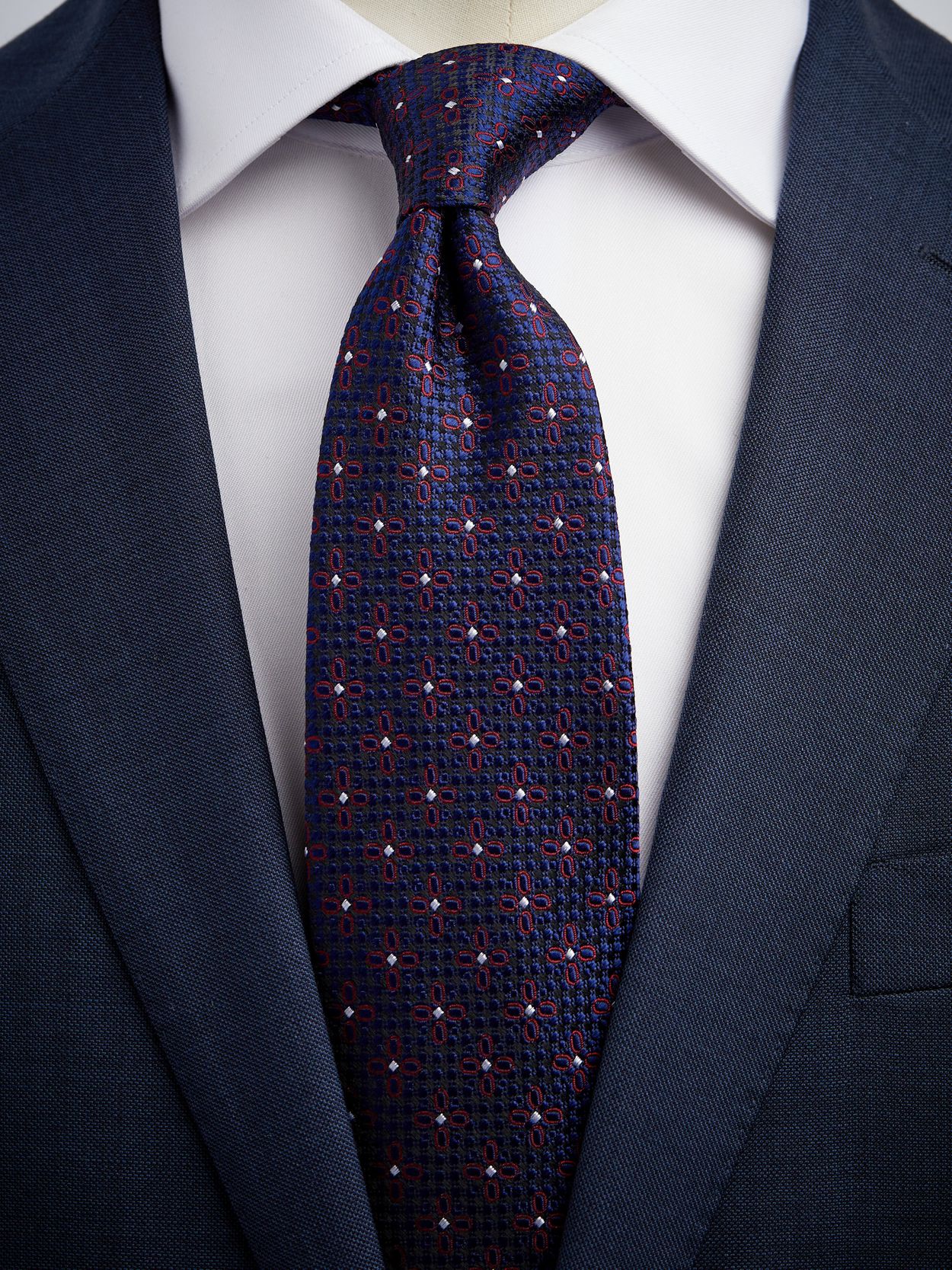 Blue & Red Tie Structure