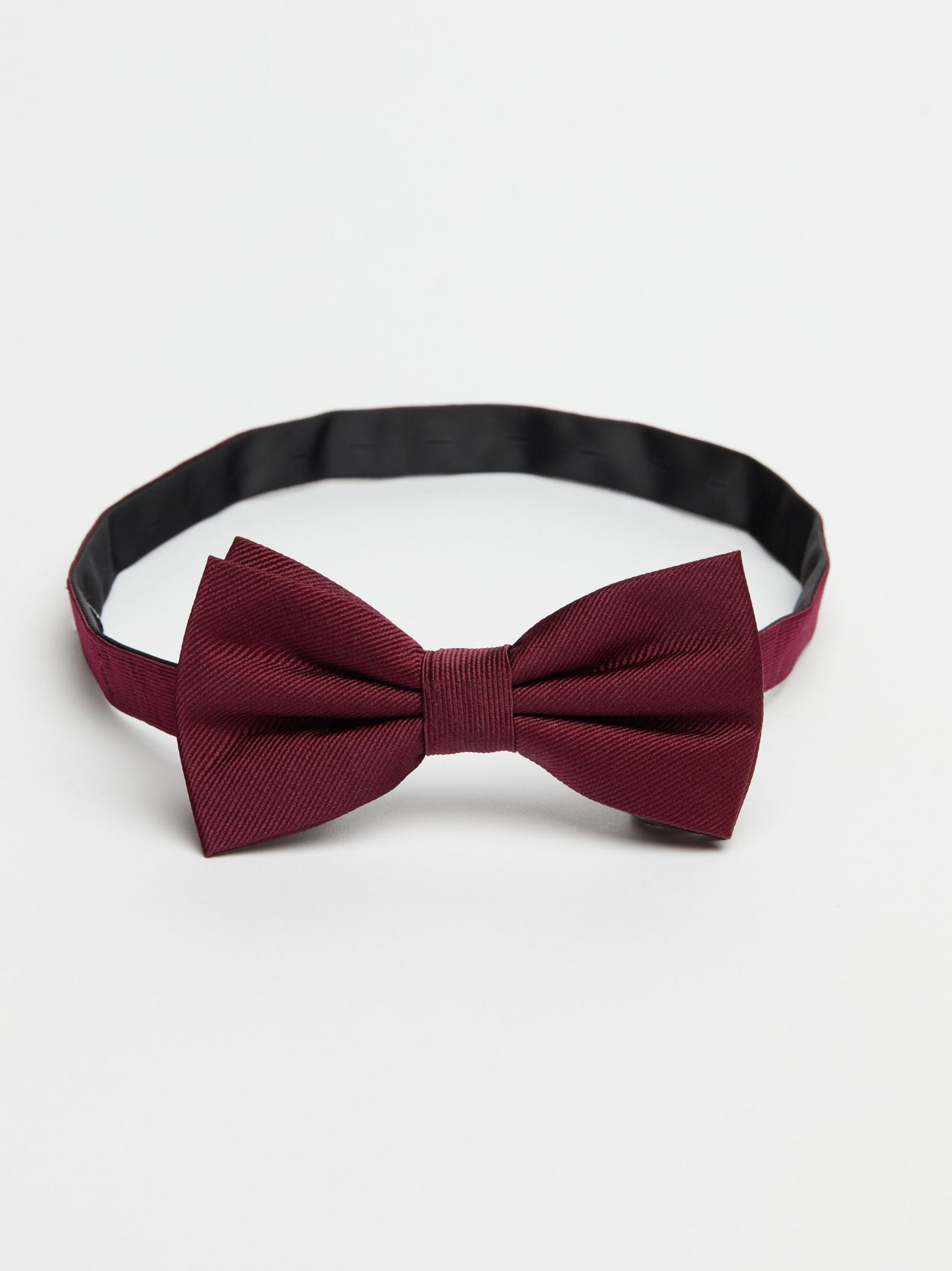 burgundy bowties
