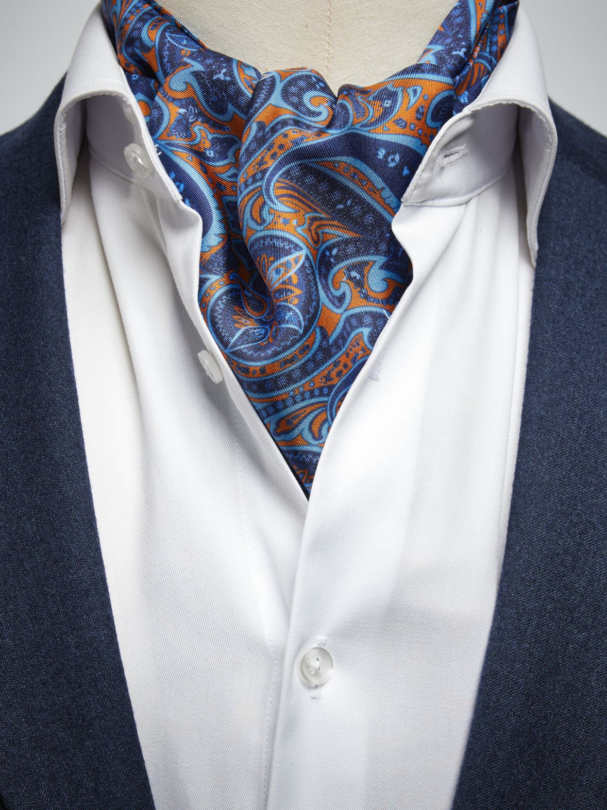 ascot tie