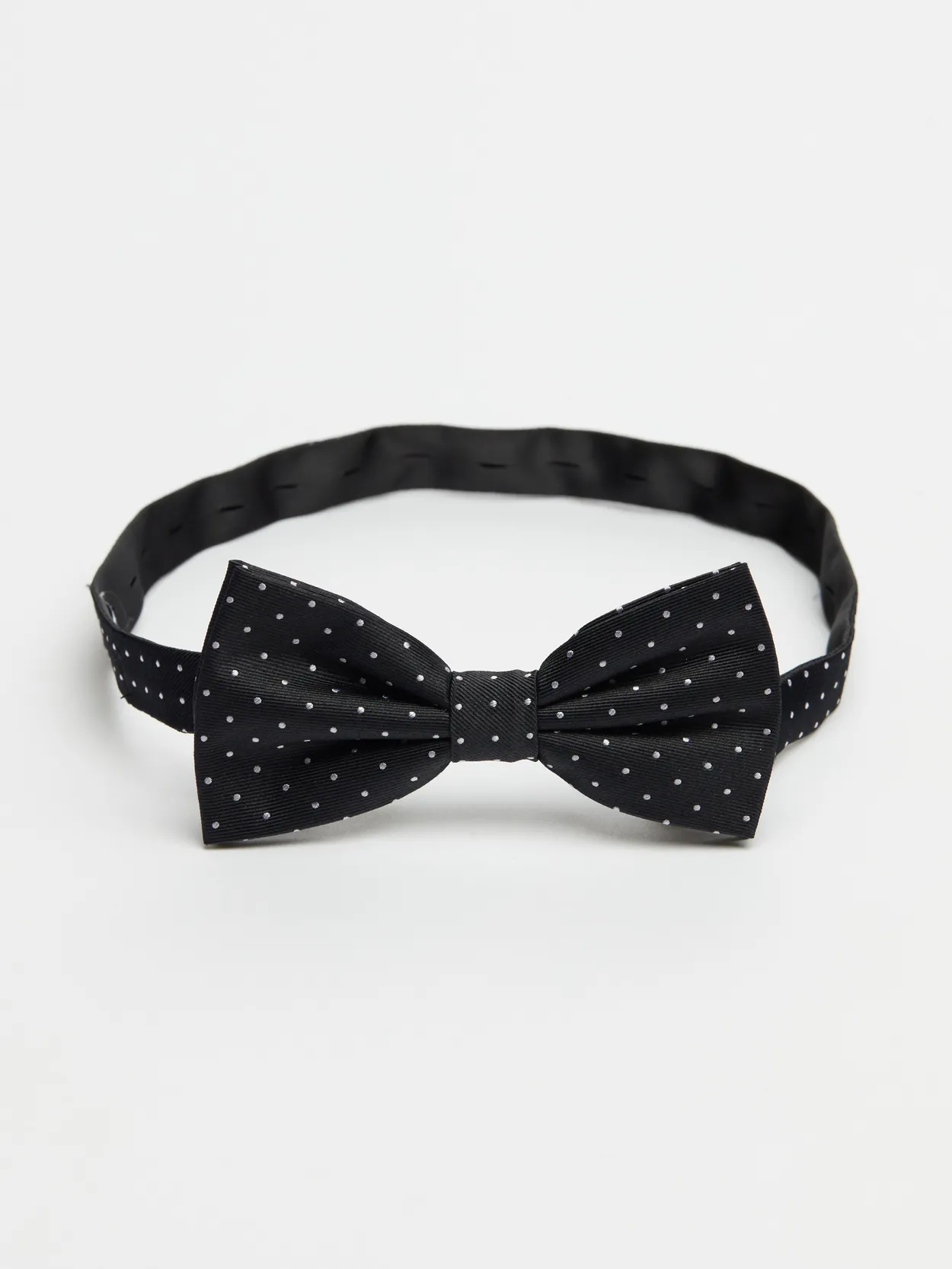 Black burberry deals bow tie