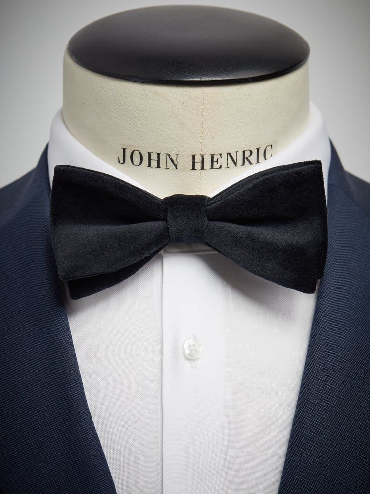 Black Bow Tie