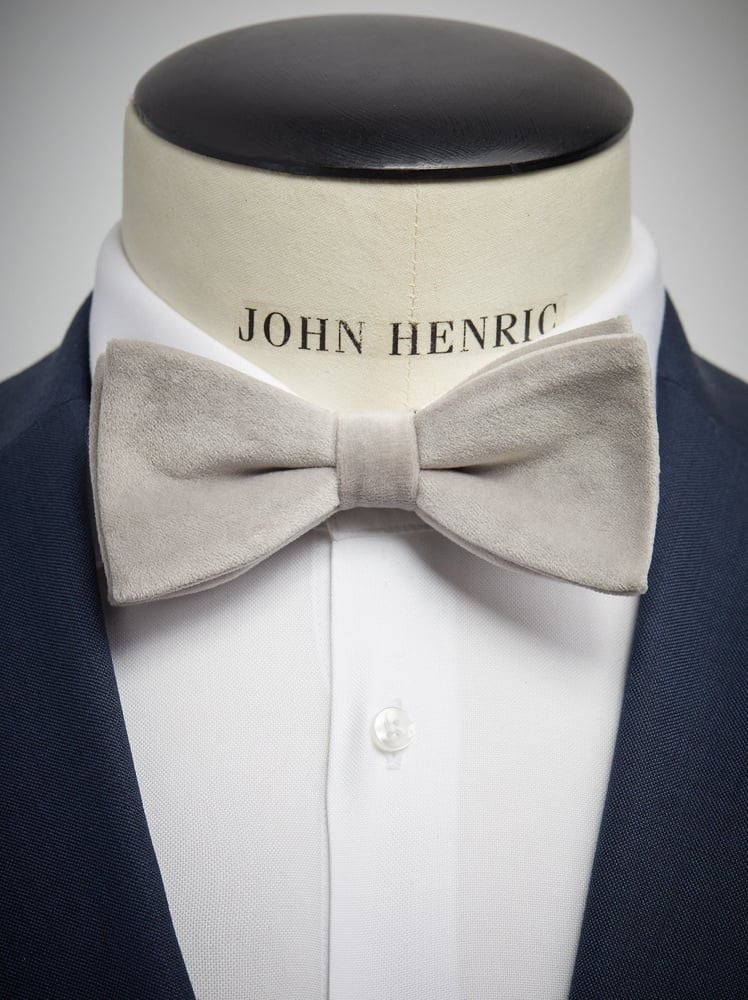 Silver Bow Tie