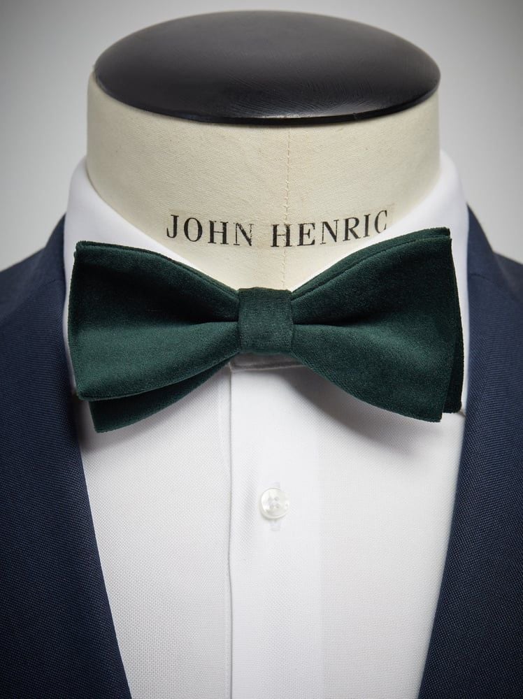 Green Bow Tie