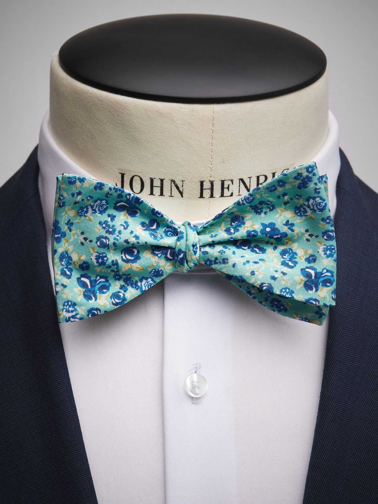 Mint Green Bow Tie Floral