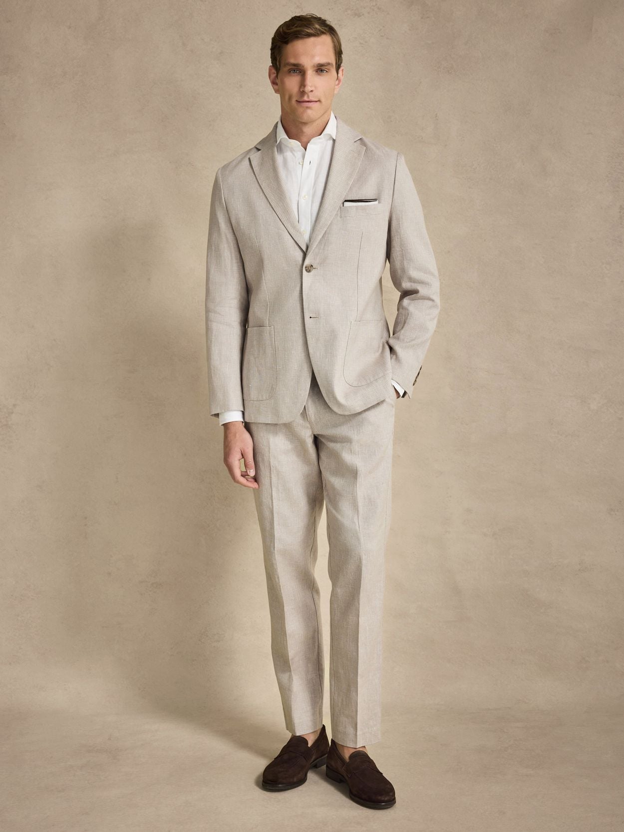 Image number 1 for product Beige Linnekostym