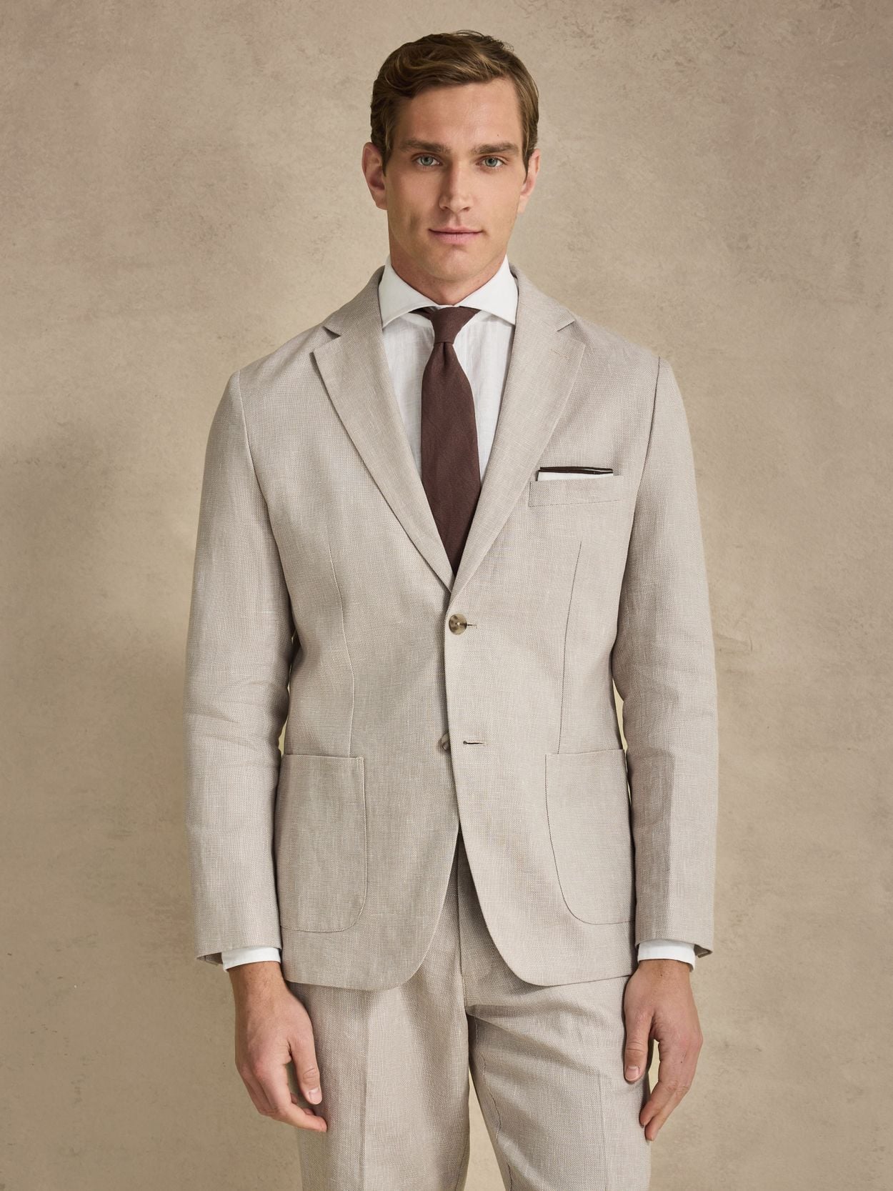 Image number 7 for product Beige Linnekostym