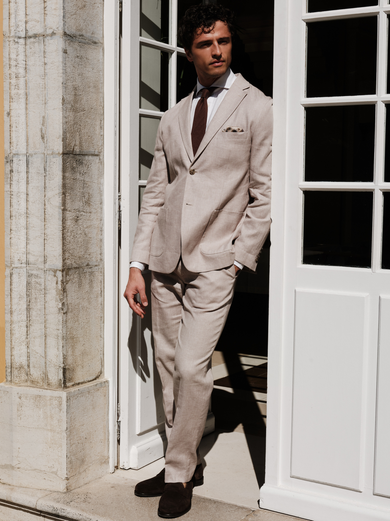 Image number 4 for product Beige Linen Suit