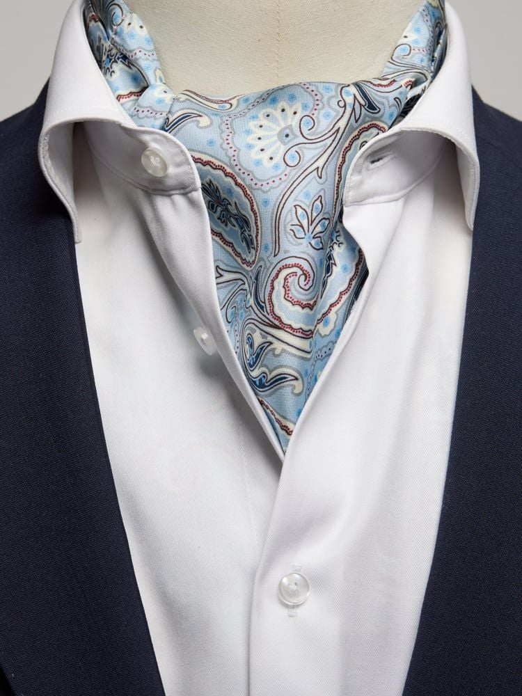 Sininen Ascot