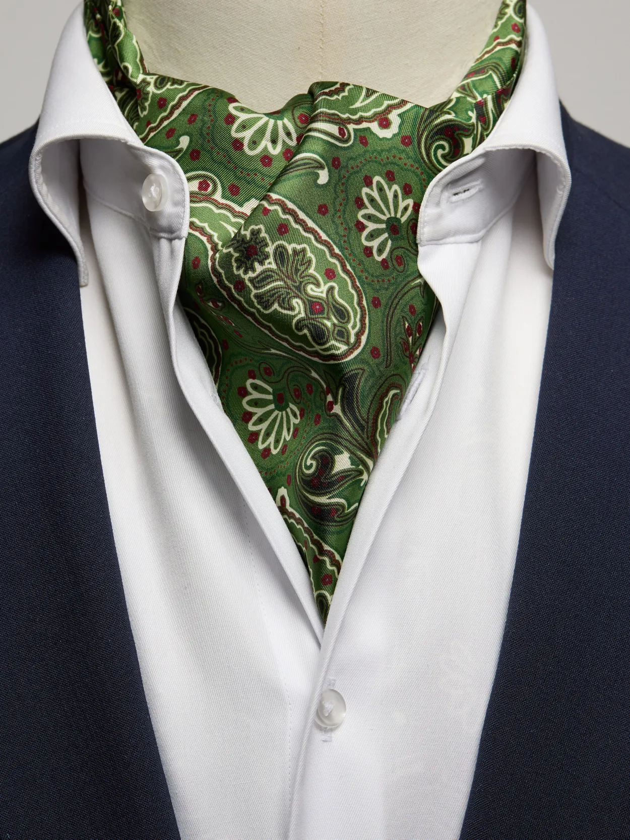 Green Silk Double Pointed Ascot Paisley