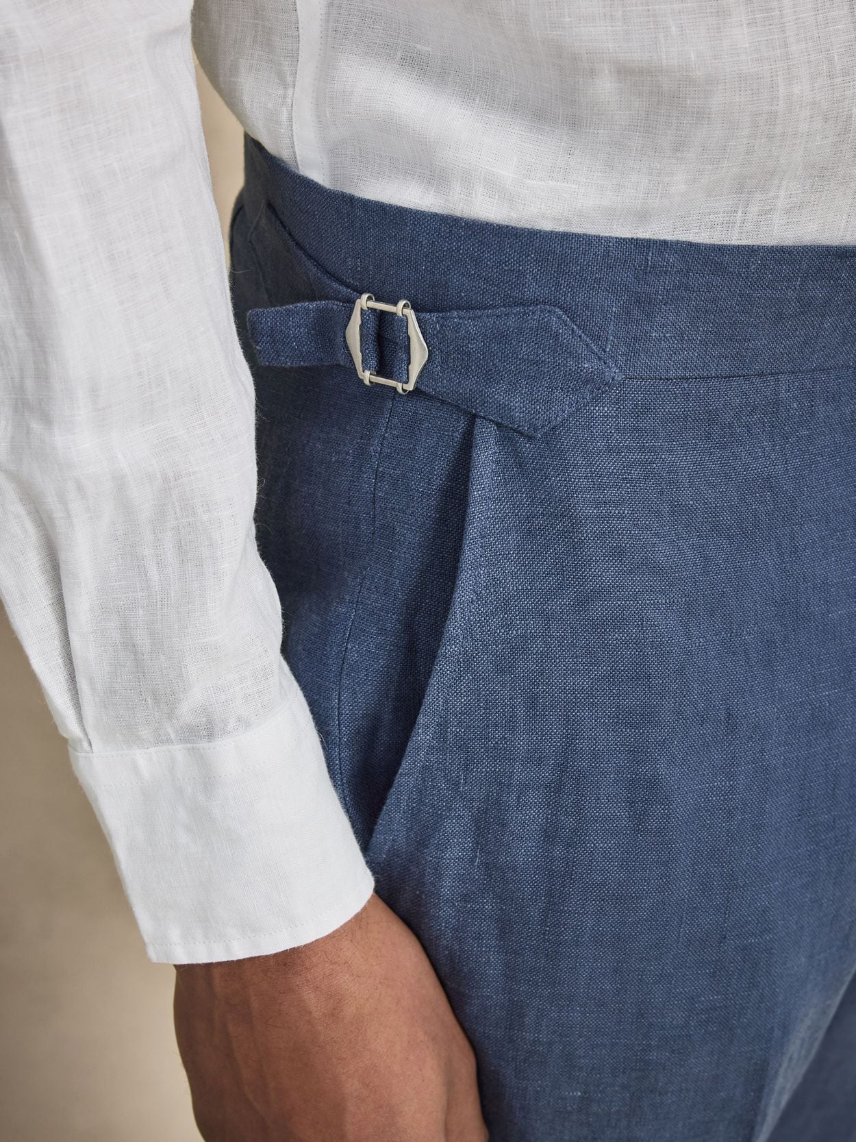 Image number 7 for product Blauer Leinenanzug