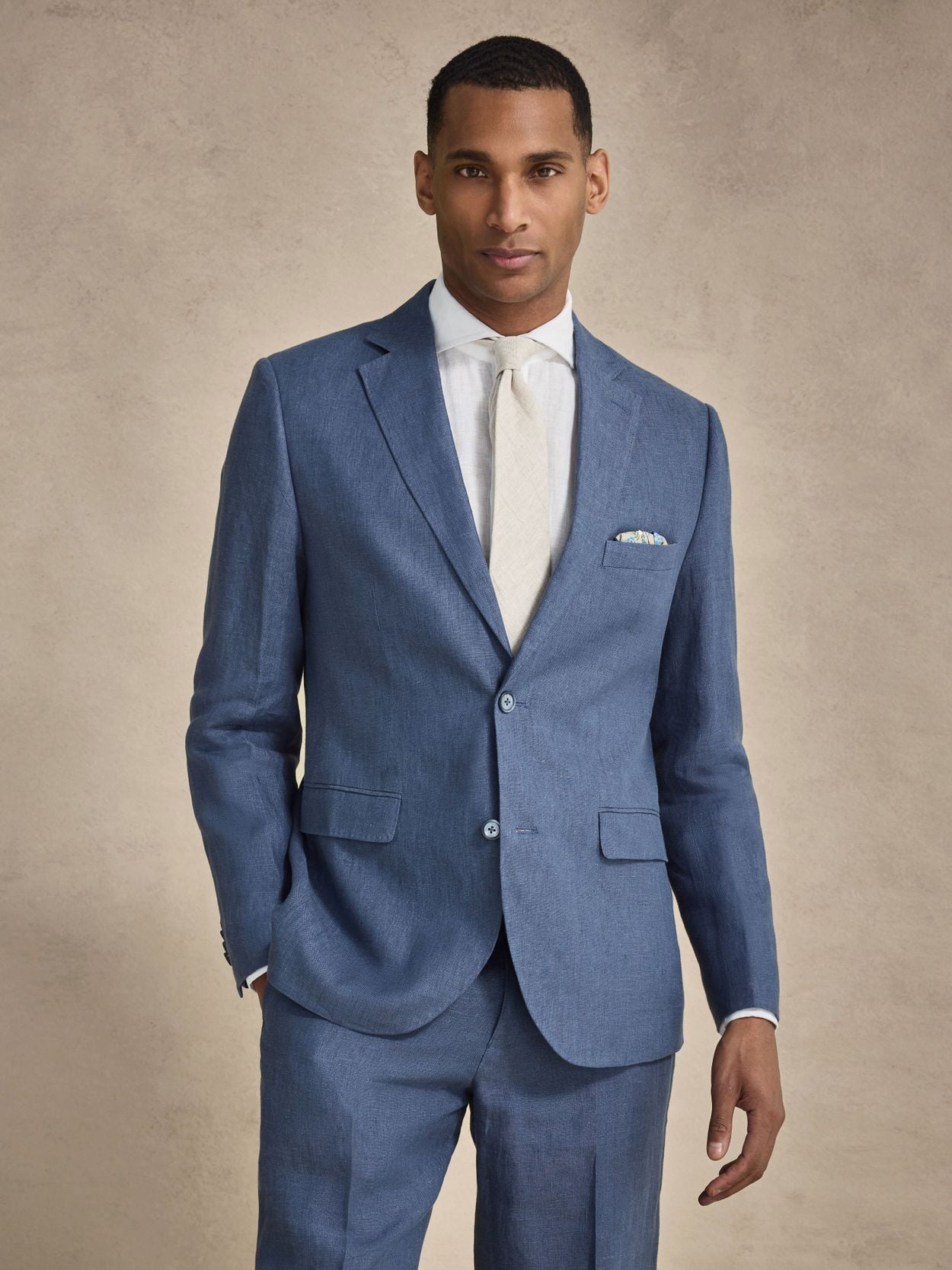 Image number 2 for product Blauer Leinenanzug