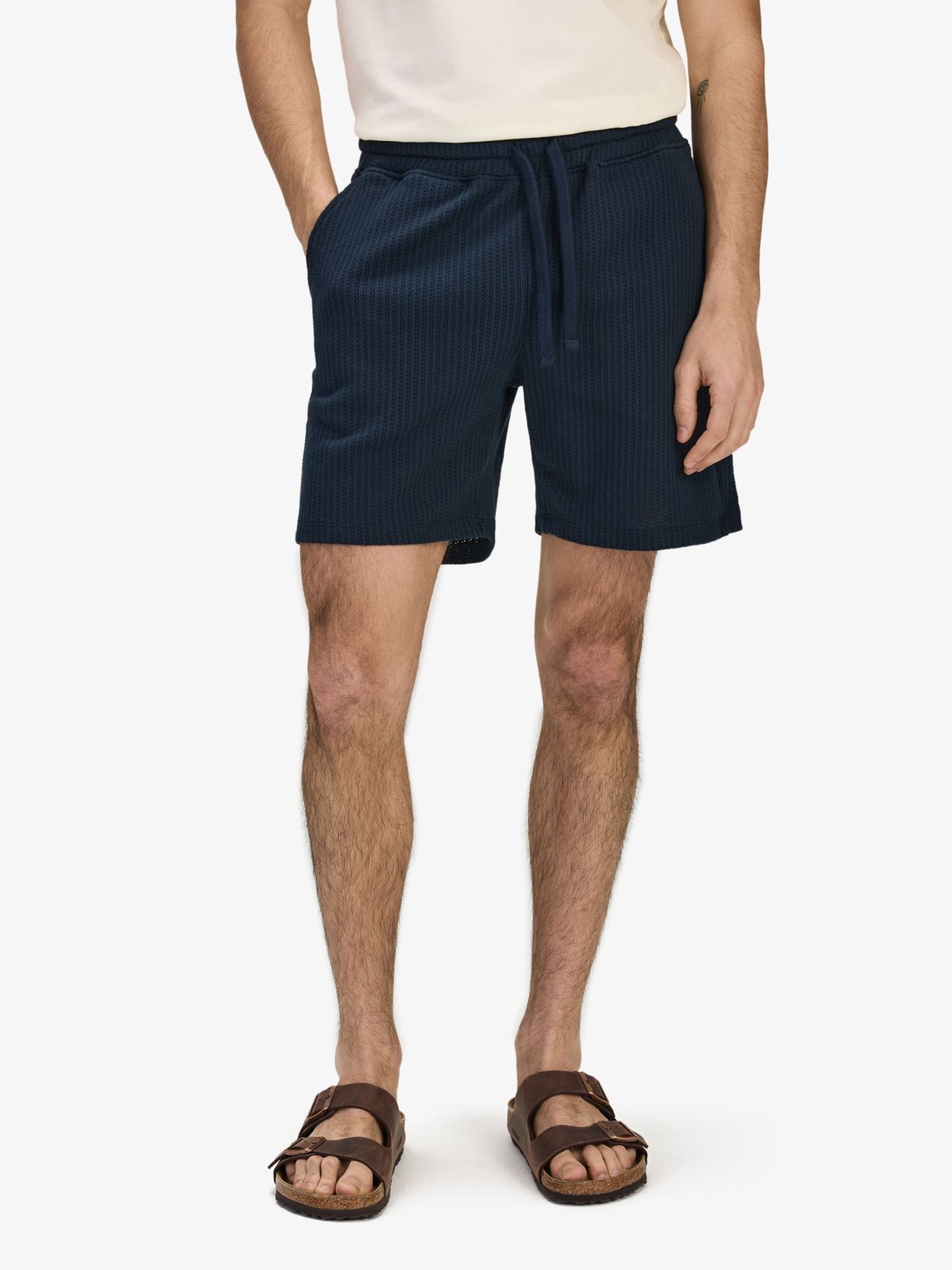 Image number 6 for product Marineblå Casual Fit Heklet-sett