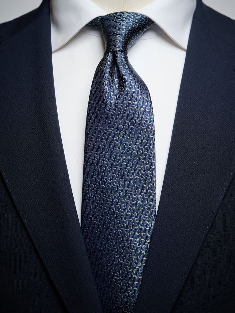 Cravate Homme GAP 100% Soie - Bleue, Motif Ancres (Anchors) - Style Classique Business - Occasion