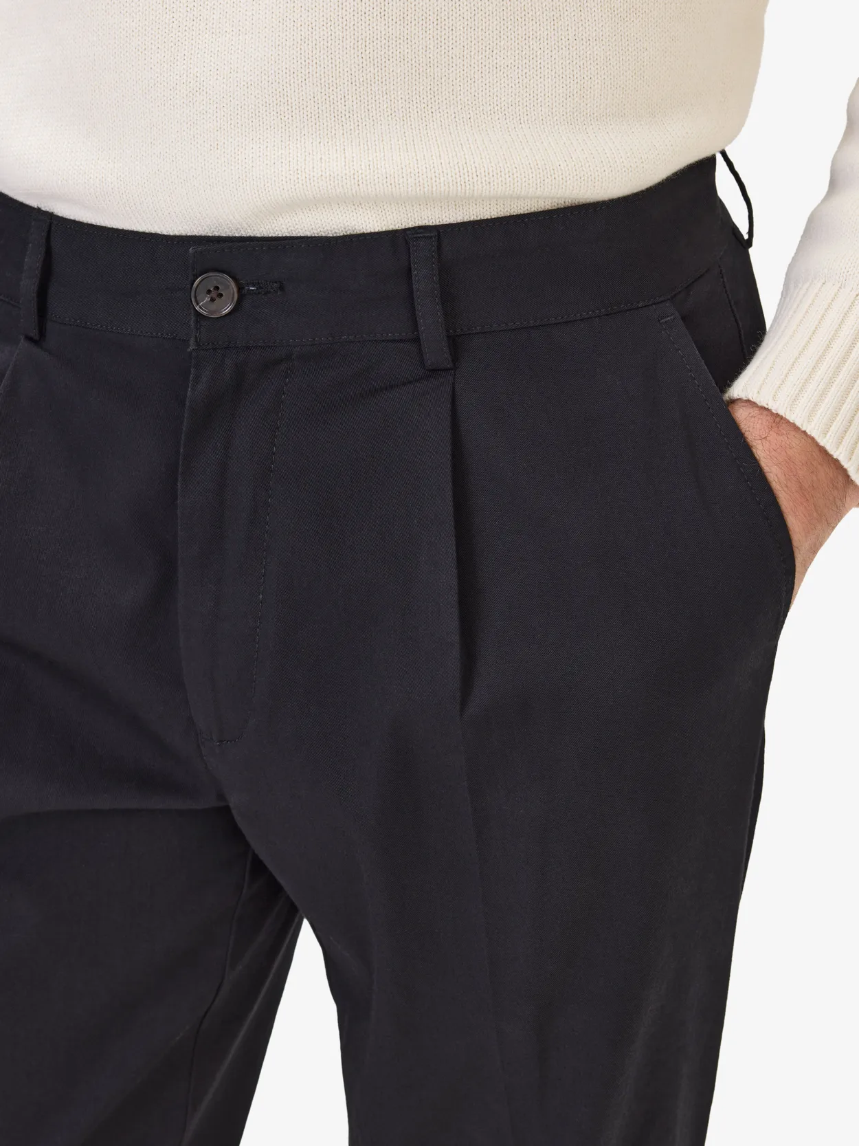 Time is on CENTER PRESSED TWILL TROUSER パンツ