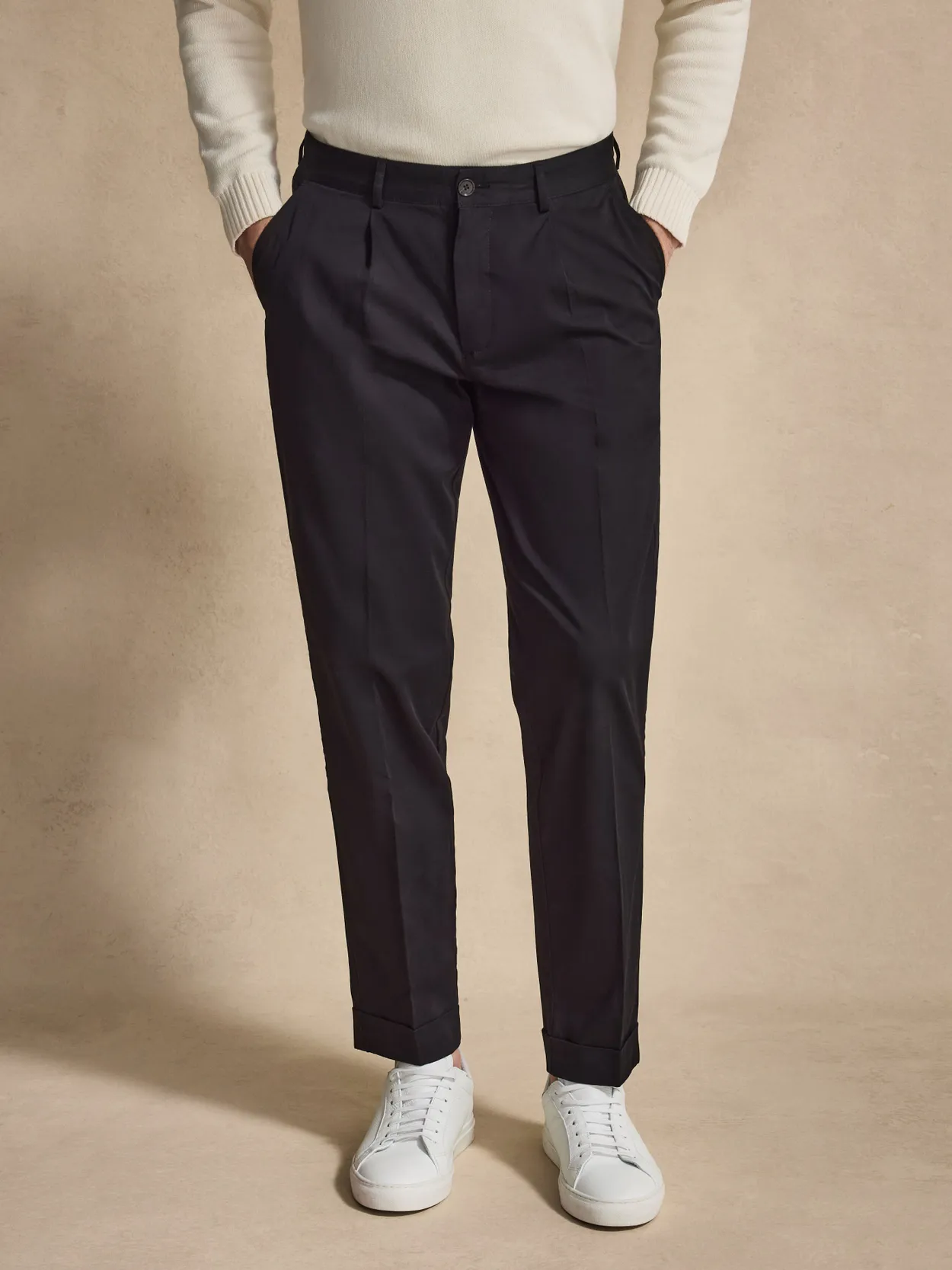 Black Relaxed Fit Cotton Solid Pleated Trousers