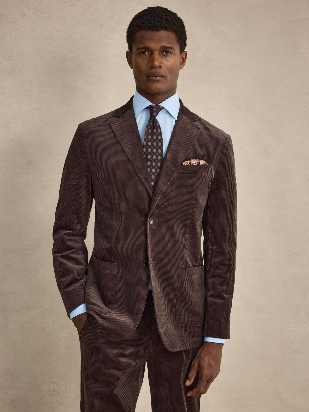 Image number 1 for product Mørk Brun Fløyelsdress