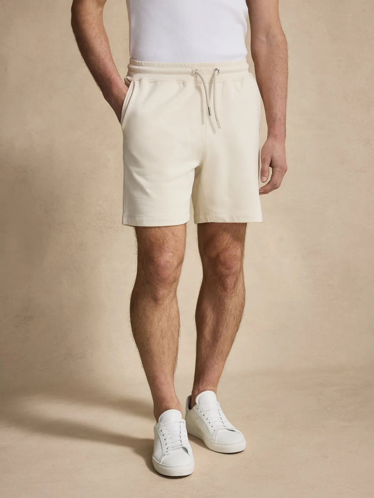 Beige Mjukisshorts