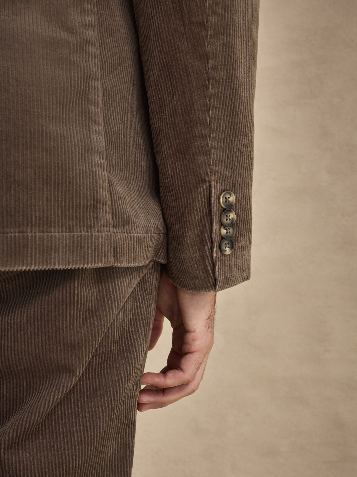 Image number 5 for product Taupe Fløjls Jakkesæt
