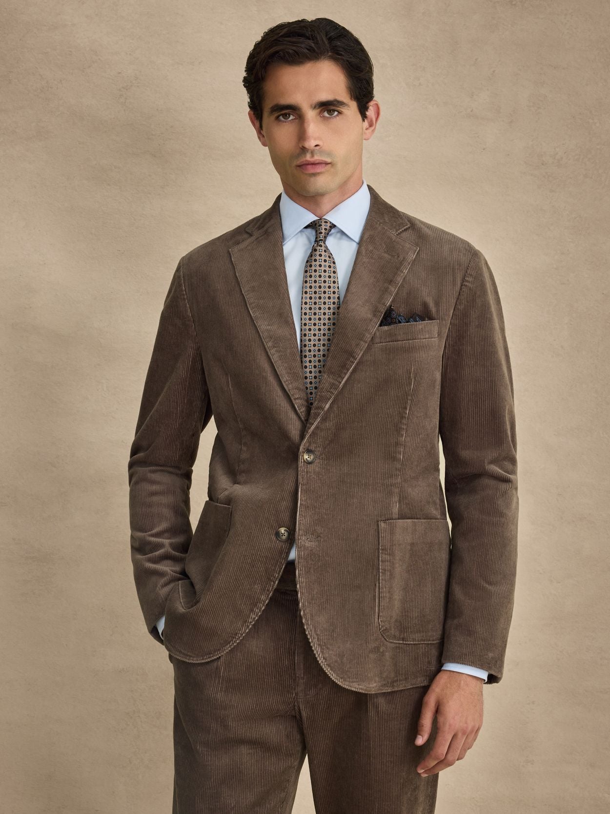 Image number 2 for product Taupe Fløjls Jakkesæt