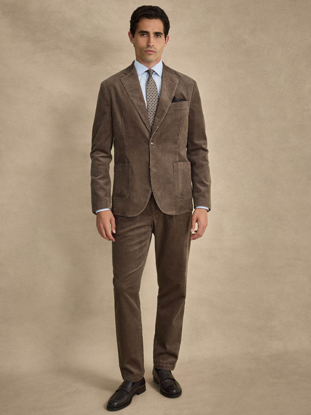 Image number 1 for product Taupe Fløjls Jakkesæt