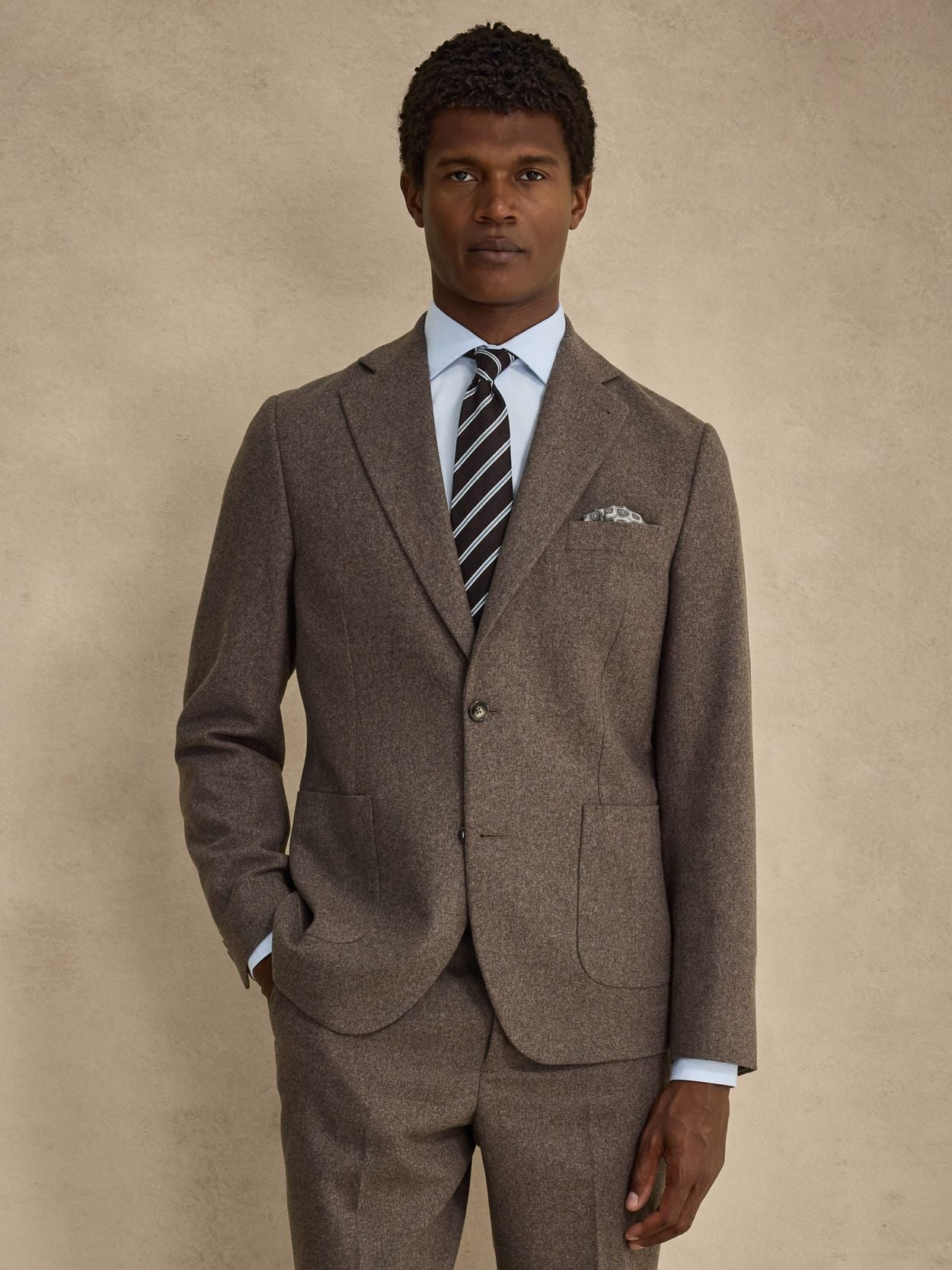 Image number 2 for product Taupe Flannel Jakkesæt