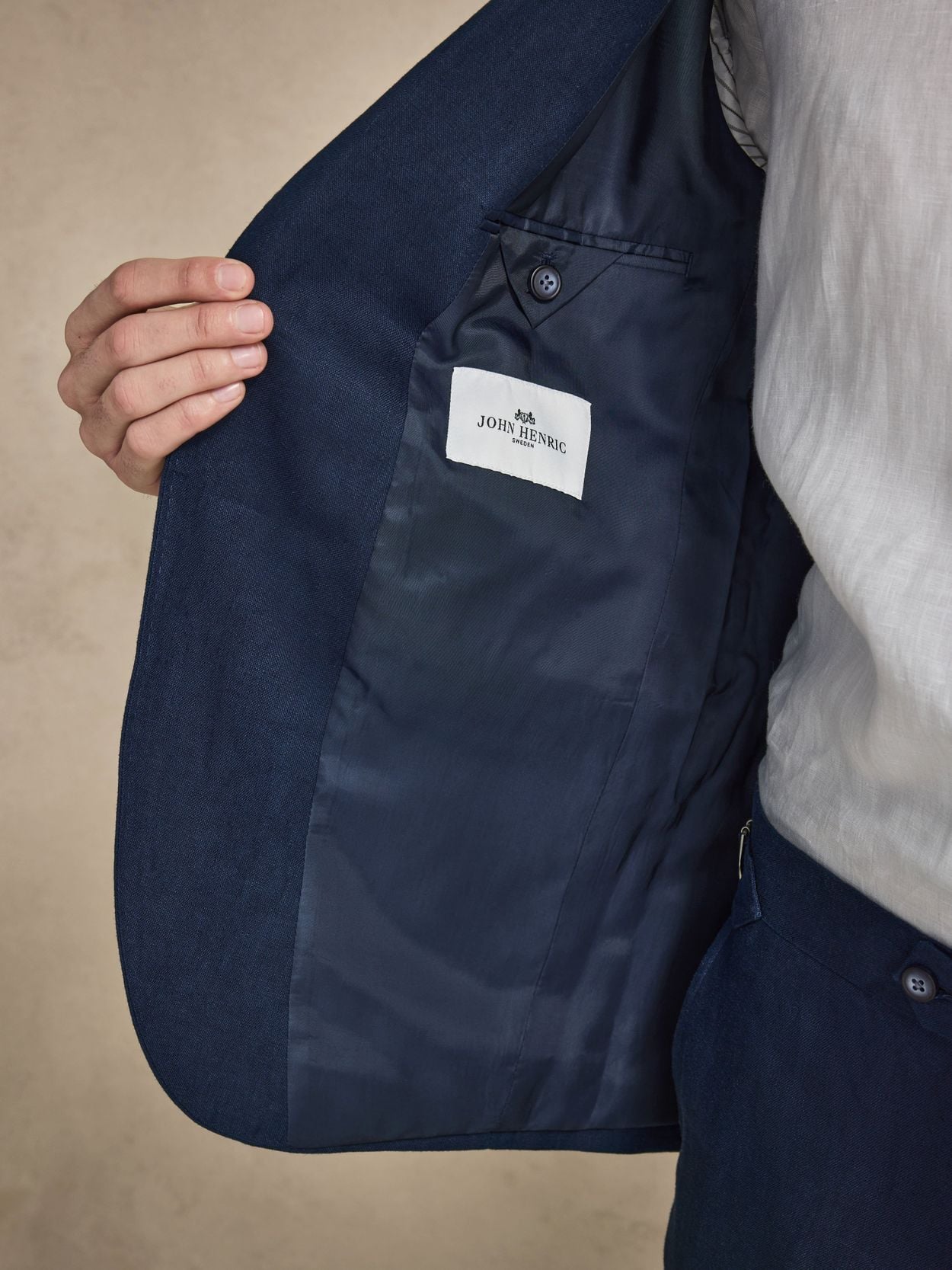 Image number 4 for product Marinblå Linnekostym