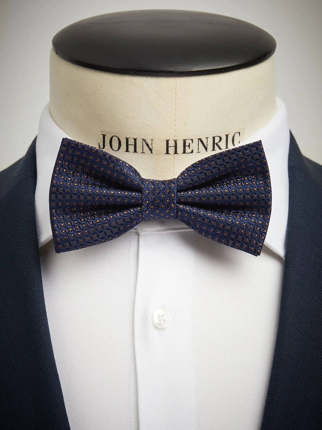 Blue Bow Tie Structure